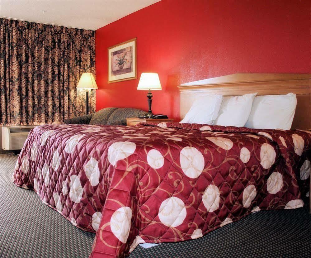 Americas Best Value Inn - Goodlettsville Exterior photo